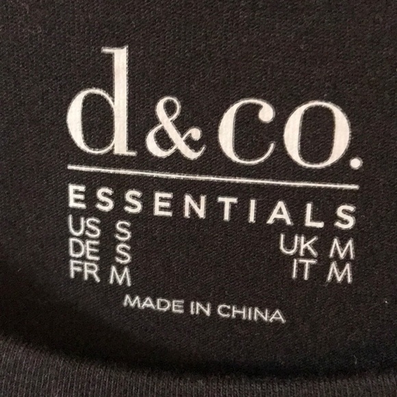 NWOT. DENIM & CO ESSENTIAL T - 👉🏽 NAVY or BLACK? - Picture 2 of 5